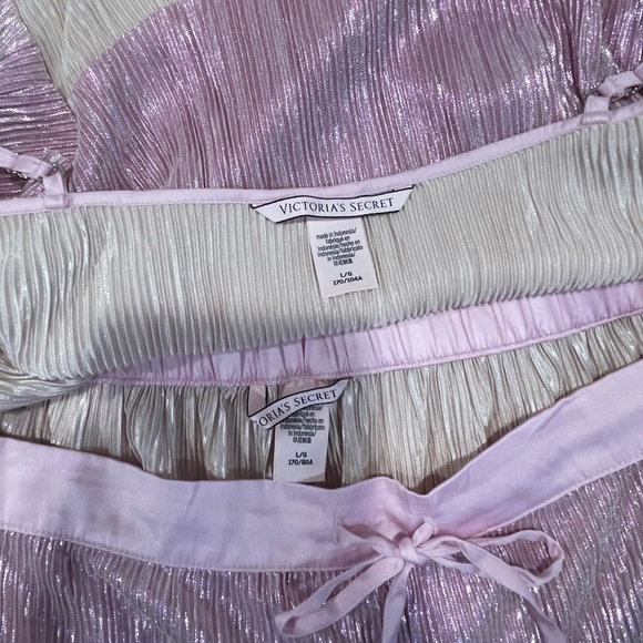 LARGE VICTORIA’S SECRET PINK CRINKLE SHORTS PJ SET - Picture 6 of 6